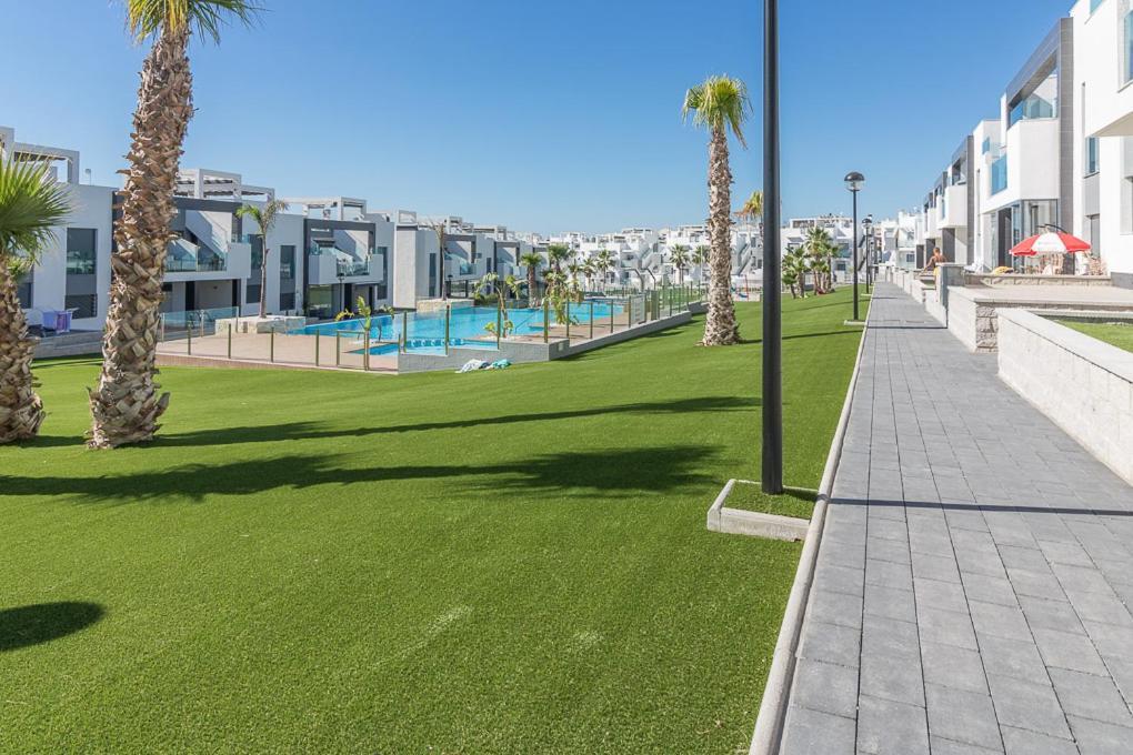 Calle Bullas Topfloor Lejlighed 또레비에하 외부 사진