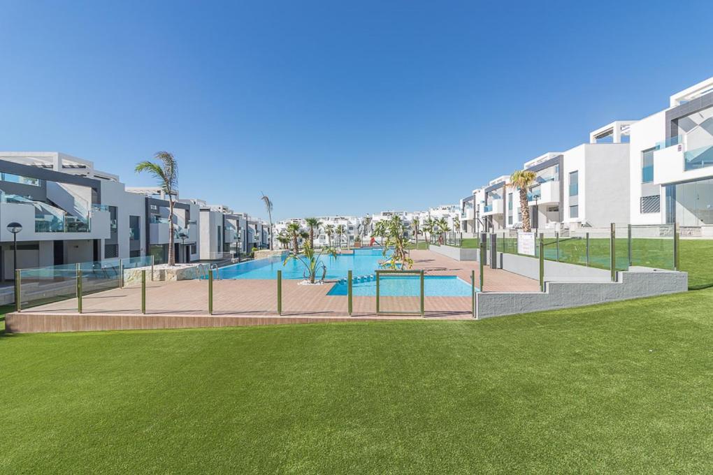 Calle Bullas Topfloor Lejlighed 또레비에하 외부 사진