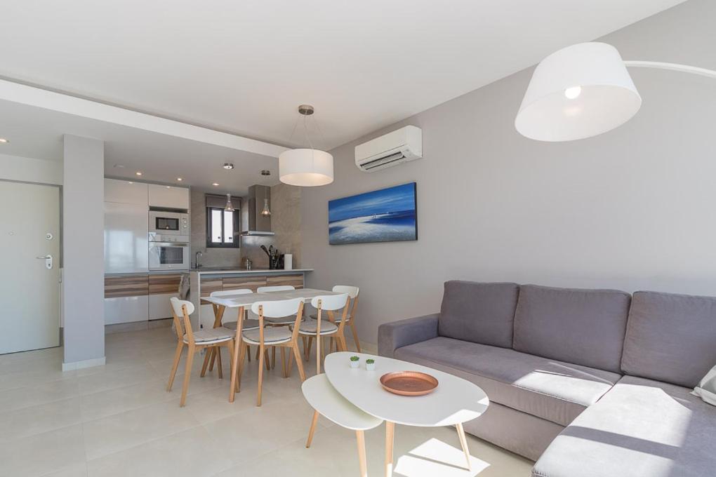 Calle Bullas Topfloor Lejlighed 또레비에하 외부 사진