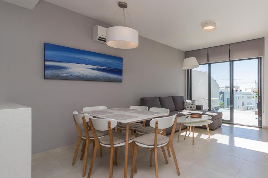 Calle Bullas Topfloor Lejlighed 또레비에하 외부 사진
