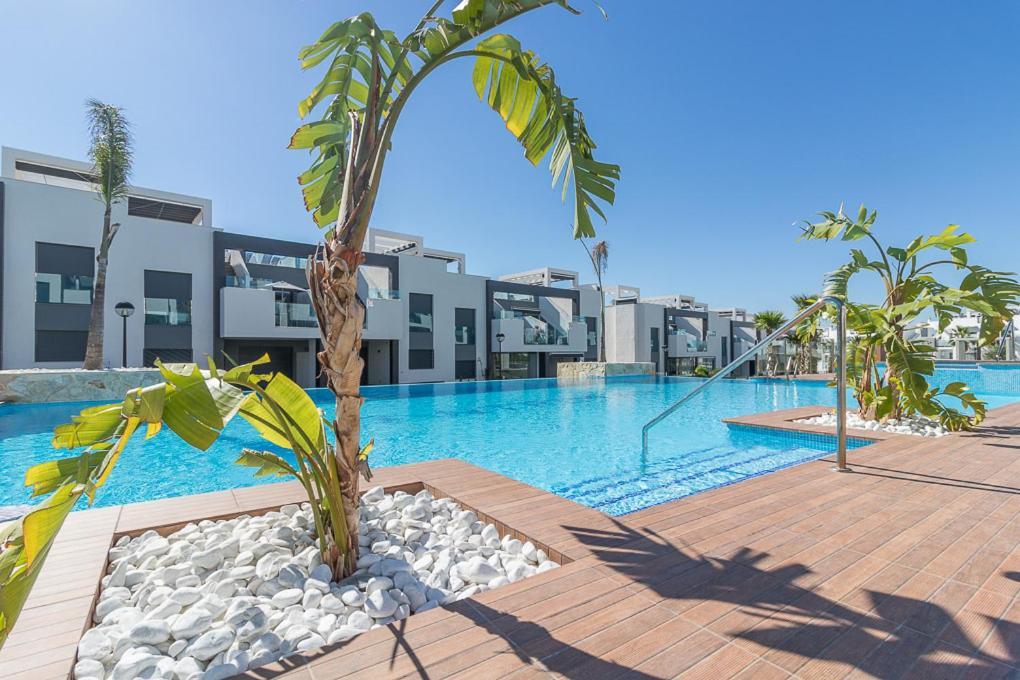 Calle Bullas Topfloor Lejlighed 또레비에하 외부 사진